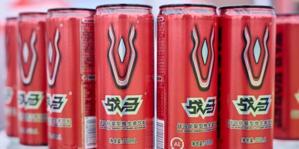OB电竞-长沙球场青春飞扬，球员驰骋绿茵诠释热爱|奔跑|战马|能量|马力|绿茵场_新浪体育_新浪新闻